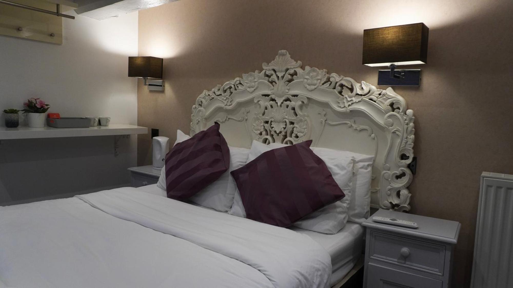 Hotel The Bell Shifnal Exterior foto