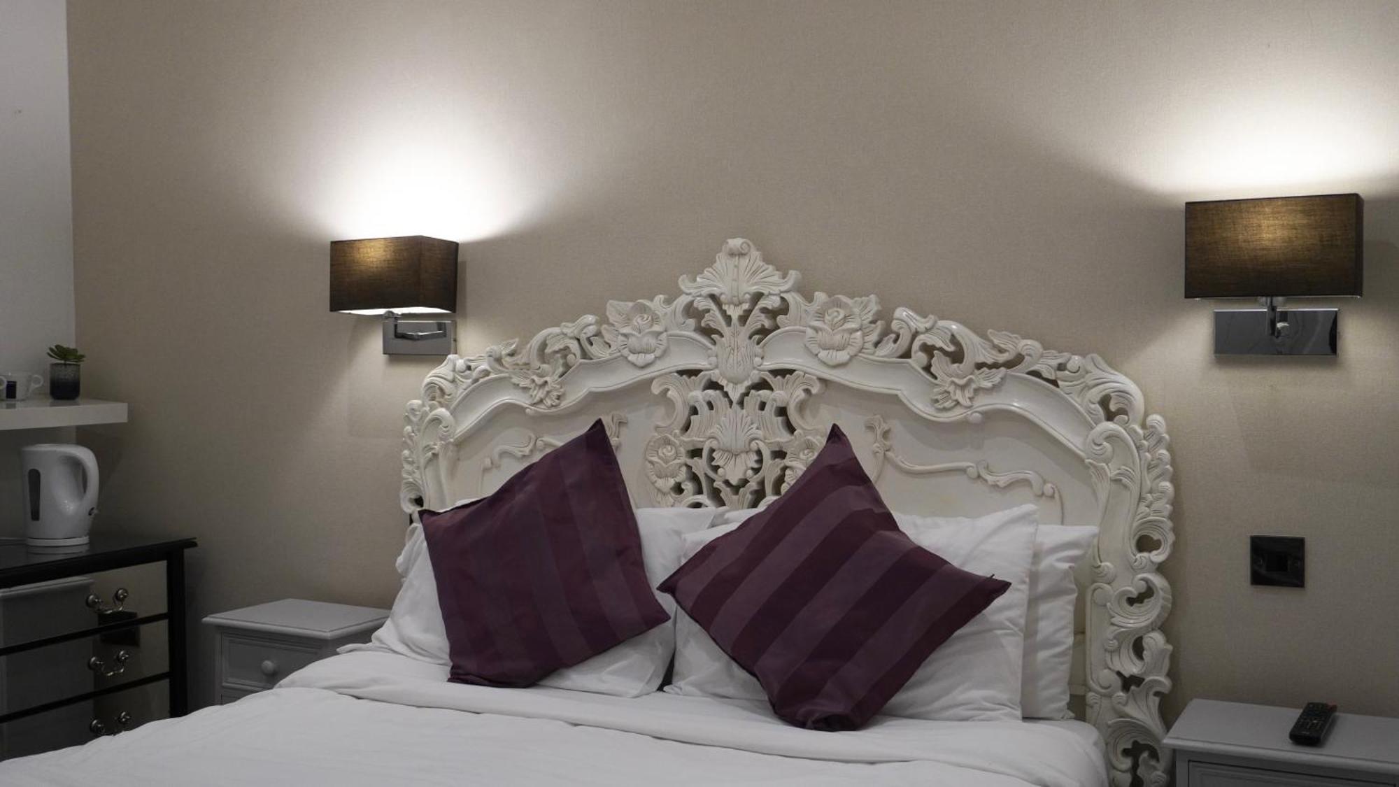 Hotel The Bell Shifnal Exterior foto